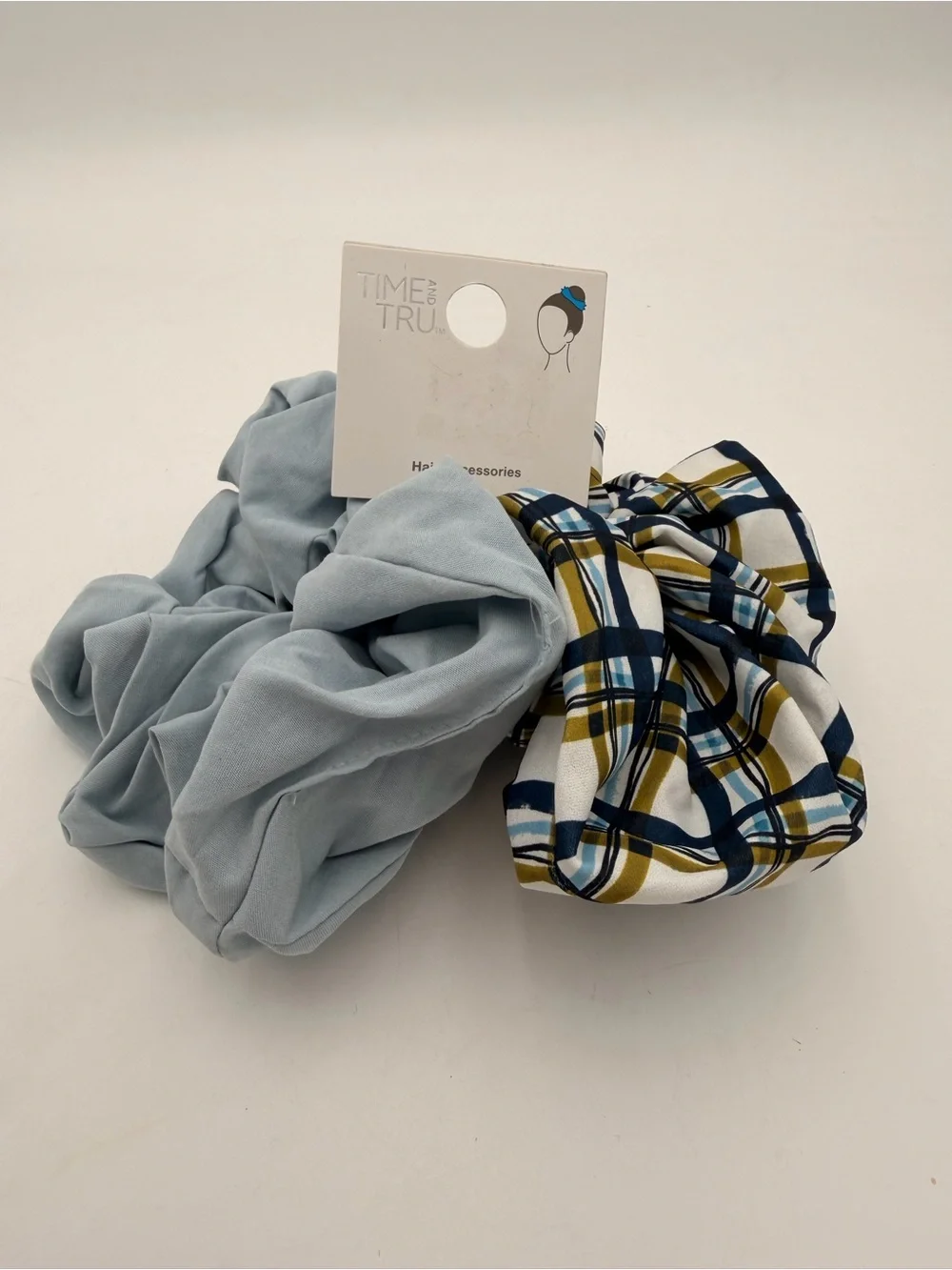 Time and Tru Light Blue & Plaid Hair Scrunchie Set Lg